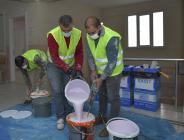 MUHTARLIK BİNALARI VE SAĞLIK OCAKLARININ TADİLATLARINI YAPIYOR