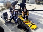 Denize atlayan adamı zabıta memuru kurtardı