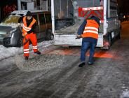 KIŞLA MÜCADELE EKİPLERİNİN ÇALIŞMALARI GECE BOYUNCA SÜRDÜ