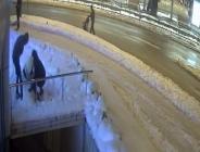 ‘Kardan da olsa kadın olmak çok zor’