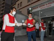 İMAMOĞLU VE BOZKURT, ERENLER CEMEVİ’NDE MUHARREM LOKMASINA ORTAK OLDU