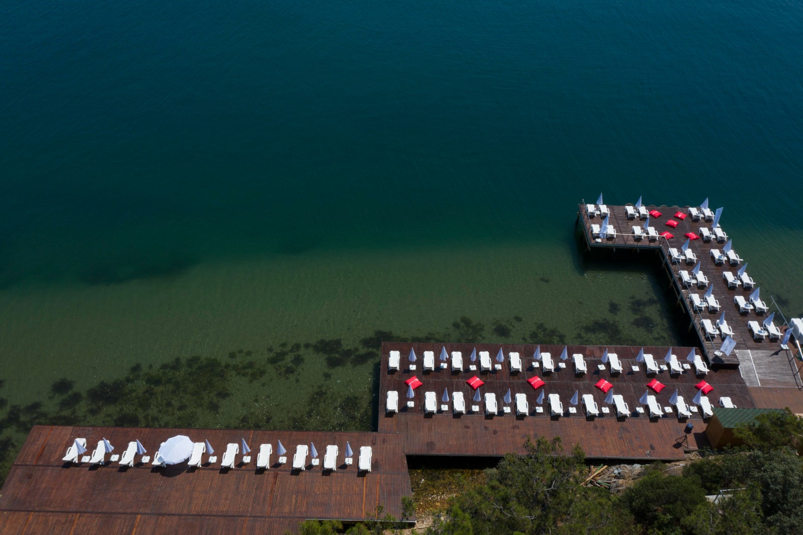 İBB Büyükada’da plaj açtı