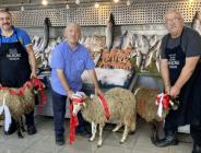 Balıkçılar yeni sezonu 3 koç kesip dualarla karşıladı