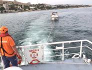 Büyükçekmece açıklarında arıza yapan tekne kurtarıldı