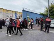 Okulların önünde sıkı denetim