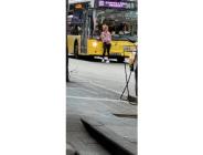 Alkollü kadın trafiği birbirine kattı