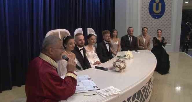 Üsküdar’da 2 erkek kardeş, 2 kız kardeş ile evlendi
