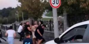Arnavutköy’de çocukların kavgasına karışan aileler yumruklarla birbirine saldırdı