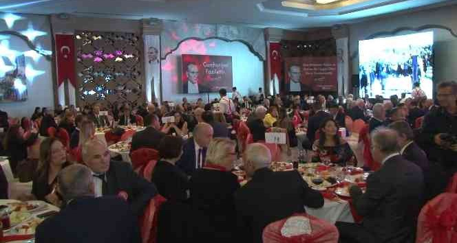 Büyükçekmece’de “Cumhuriyet ve Atatürk” konulu söyleşi düzenlendi