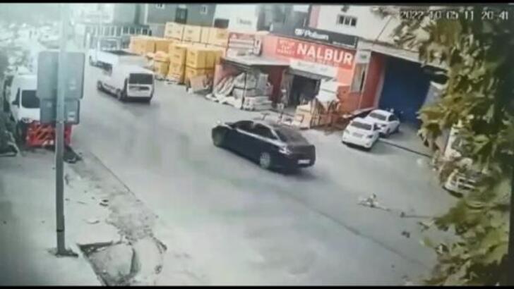 Beylikdüzü’nde müteahhitti yaralayıp parasını gasbeden ikiz plakalı şüpheliler yakalandı