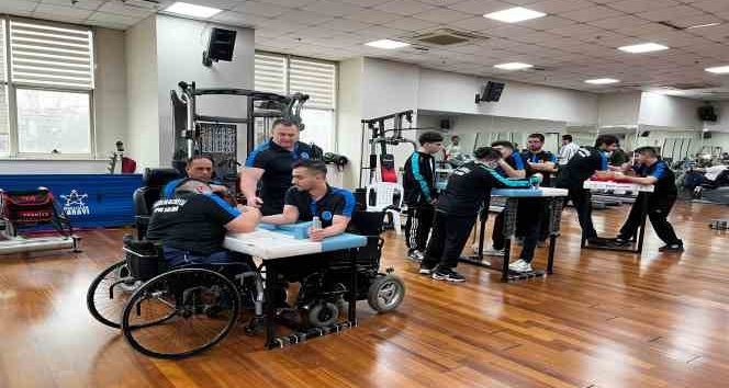Bağcılar’ın demir bilekleri şampiyonluk için ter dökecek