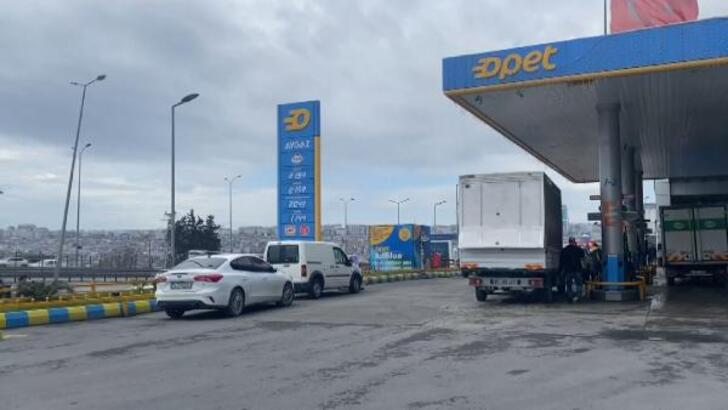Esenyurt’ta akaryakıt istasyonunda abisine silahlı saldırı düzenledi