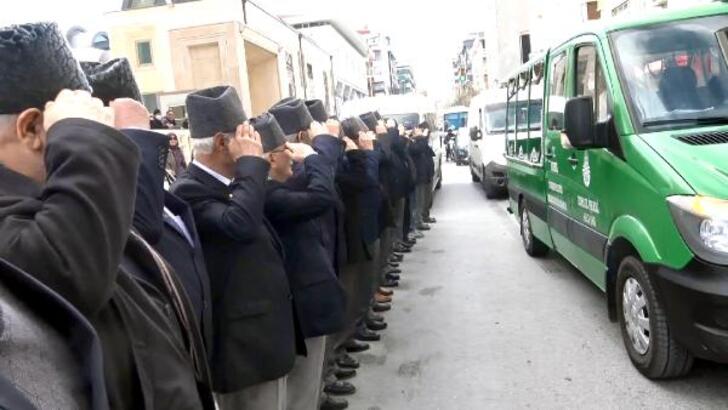 Vefat eden Kore Gazisi’ne arkadaşlarından son selam