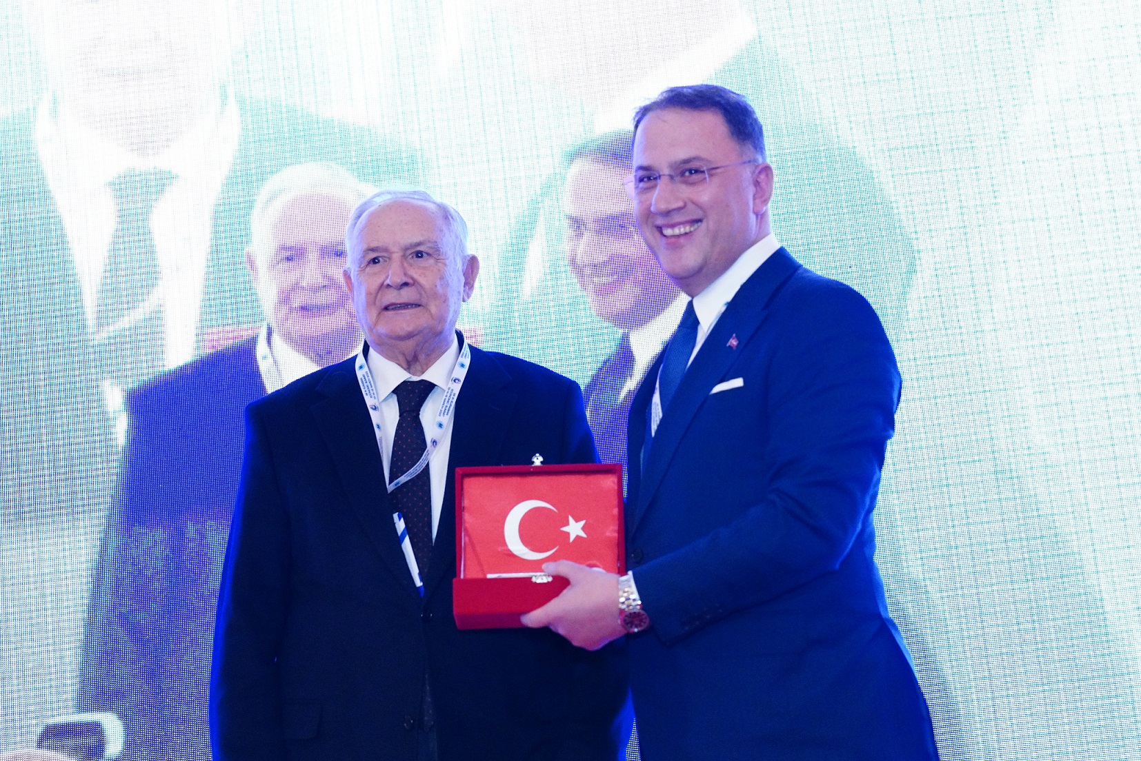 ÇALIK, 26’NCI AVRASYA EKONOMİ ZİRVESİ’NDE KONUŞTU