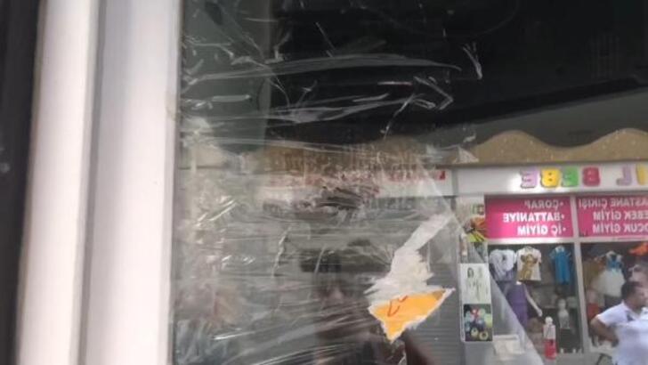 Silivride silahlı saldırı: Ev, iş yeri ve araçlara çok sayıda kurşun isabet etti