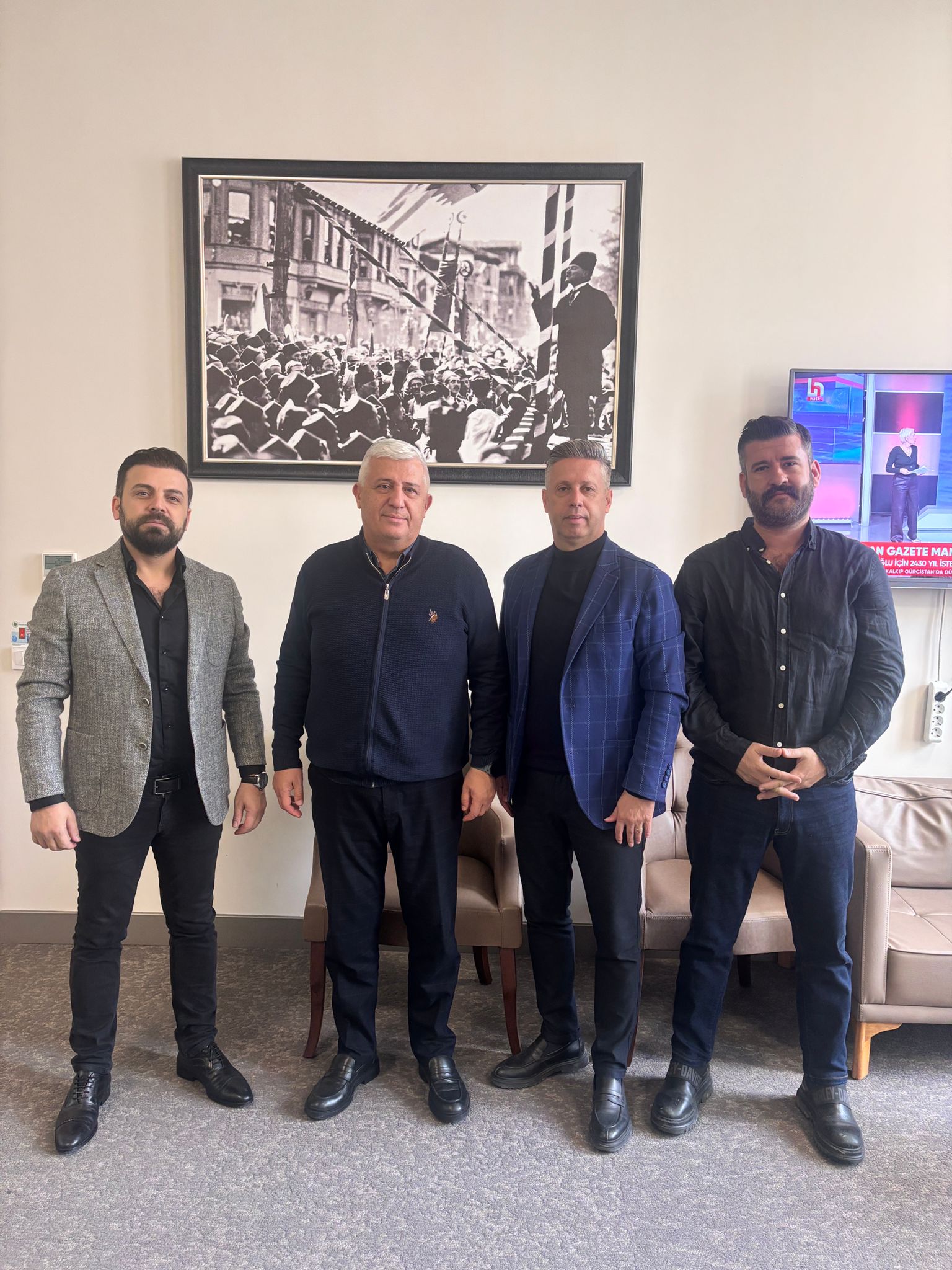 Önder İşçen’den ziyaret