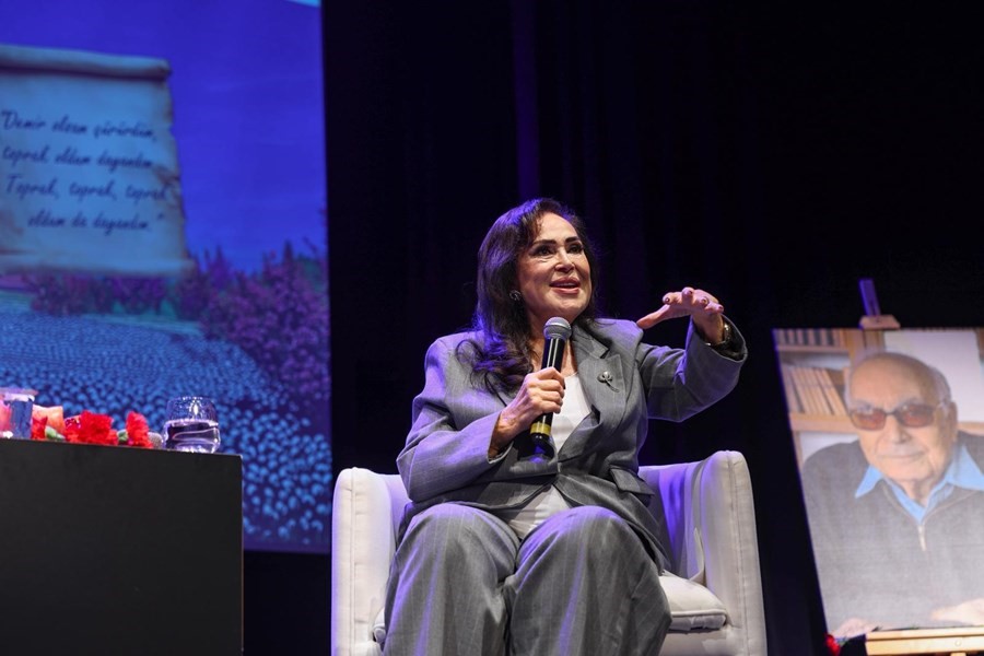 Türkan Şoray “set için köyü yaktık, davul zurnayla uğurladılar”